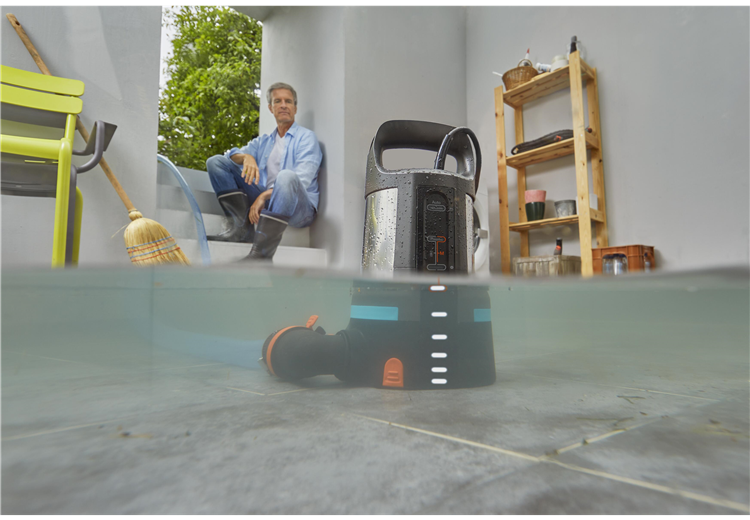 Потопяема помпа за чиста вода Clear Water 11000 Aquasensor