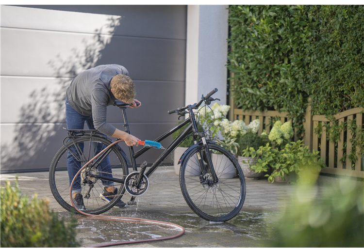 Brosse de lavage pour vélo, raccordable à l'eau