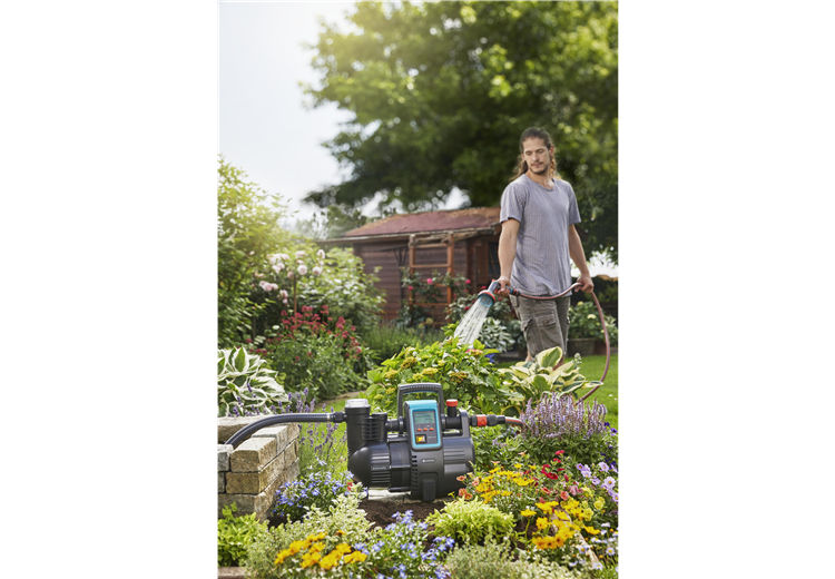 Otomatik Ev ve Bahçe Pompası 5000/5 LCD
