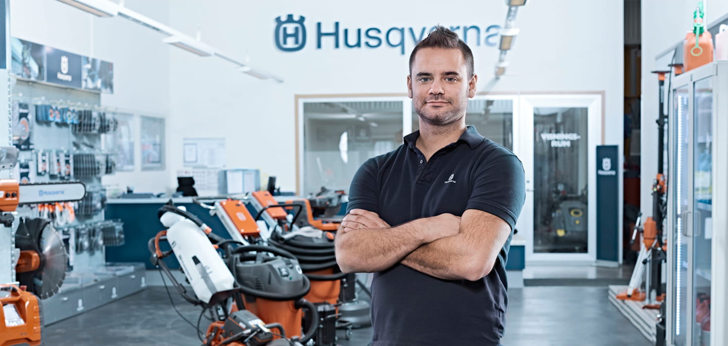 Husqvarna Construction salesman